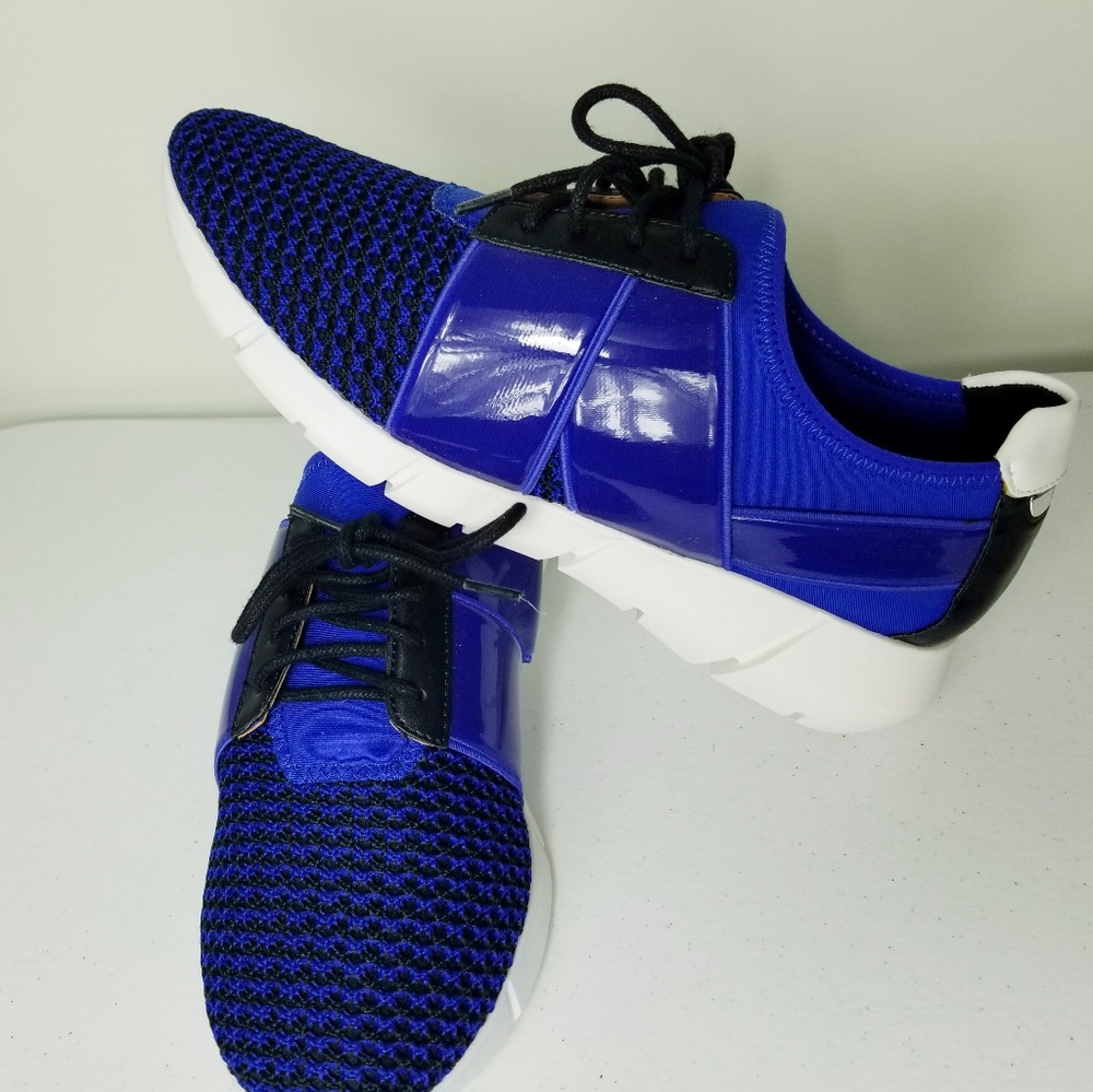Calvin Klein Wisteria Blue Lace-up Sneakers